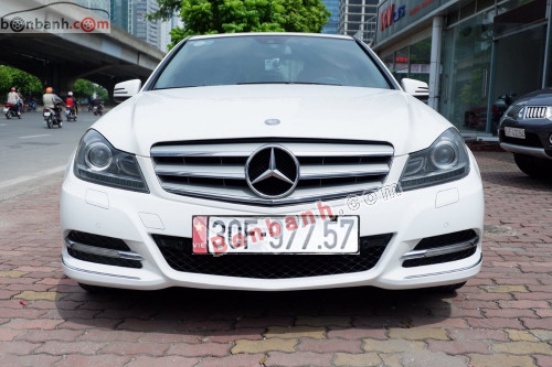 Giá xe Mercedes C200 Giá lăn bánh hình ảnh thông số kỹ thuật 62020
