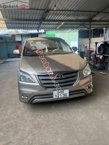 Bán xe ô tô Toyota Innova 2.0E 2015 giá 292 Triệu | 6601786