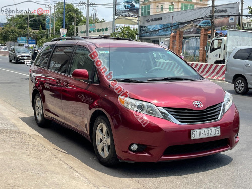 Bán xe ô tô Toyota Sienna LE 3.5 2010 giá 830 Triệu | 5033772