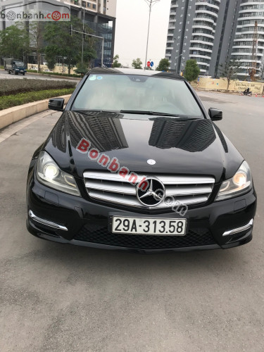 Phongarch bán xe Sedan MERCEDES BENZ CClass 2015 màu Trắng giá 1 tỷ 350  triệu ở Hà Nội