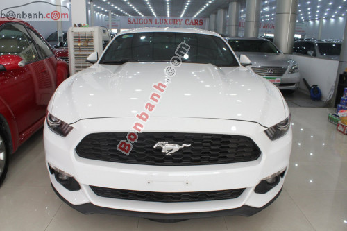 Giật mình xe thể thao Ford Mustang được rao bán chỉ hơn 1 tỷ đồng