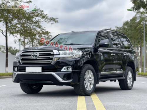 Toyota Land Cruiser 2016 về Việt Nam giá gần 55 tỷ đồng