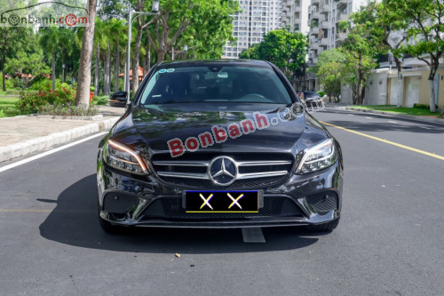 Cận cảnh Mercedes-Benz C200 2015 vừa ra mắt tại Việt Nam