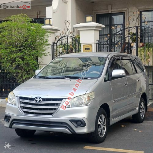 Bán xe ô tô Toyota Innova 2.0E 2015 giá 355 Triệu | 5705382