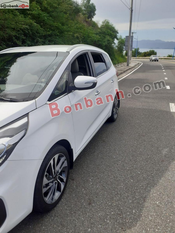 Kia Rondo GAT Deluxe 2020