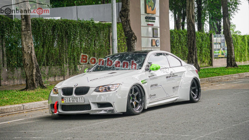 Bắt gặp BMW M3 E92 trắng muốt không thua kém những chiếc xe thế hệ mới là  bao 